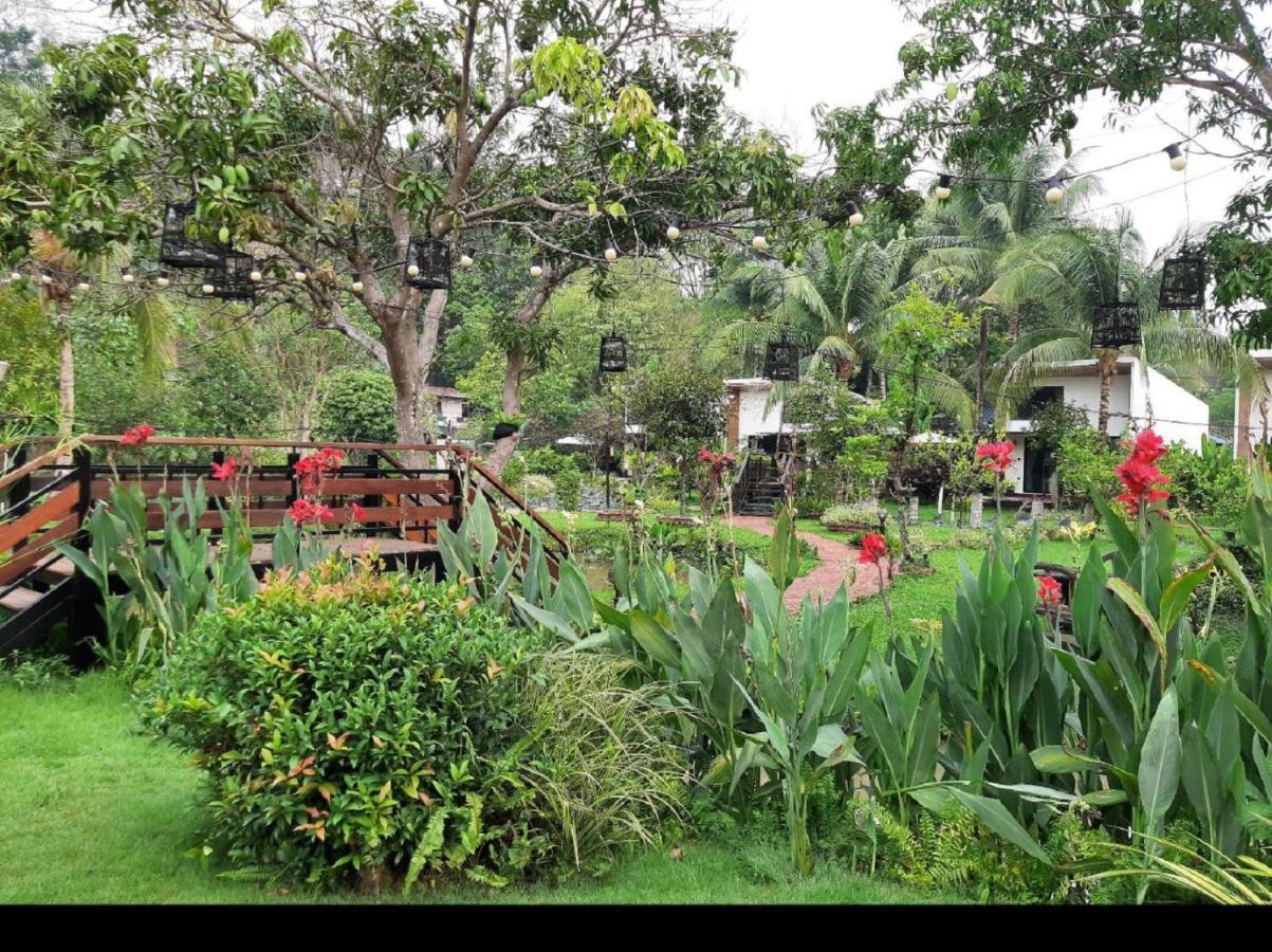 Villa Panalai Nakhon Nayok Exterior photo